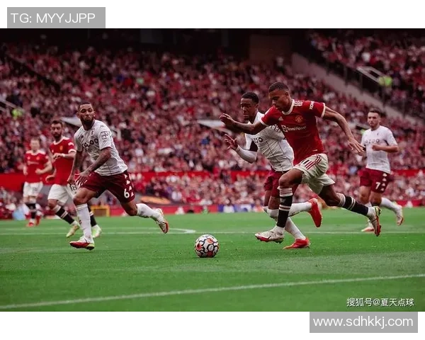 世界杯焦点战拜仁与曼城平局红牌争议引发热议与转会传闻交织