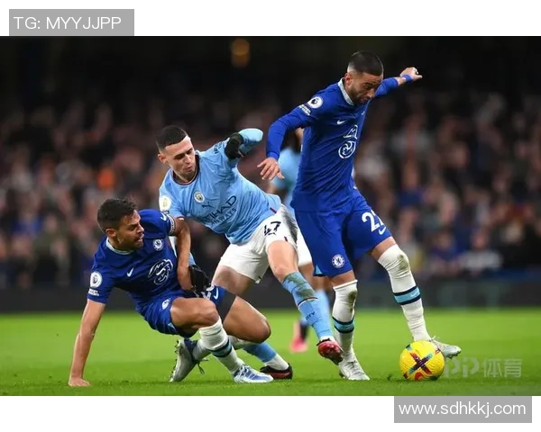 足总杯精彩对决曼城大胜巴黎圣日耳曼引发全场狂欢解析