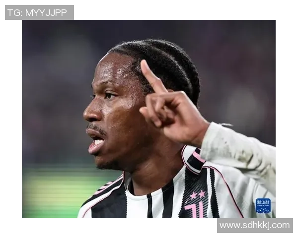 那不勒斯逆转尤文图斯足总杯激战补时进球引爆全场热情