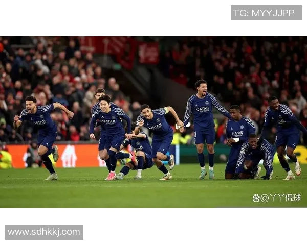 欧冠激战国米与热刺互交白卷门将神扑成焦点战术分析全场精彩瞬间回顾